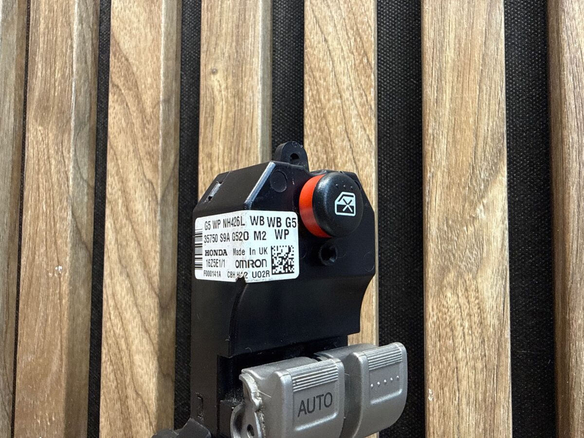 Butoane geamuri electrice Honda CR-V 2005 F000141A