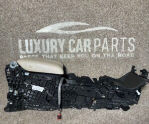 Cotiera auto Land Rover Range Velar 2018 J8A2045J86A