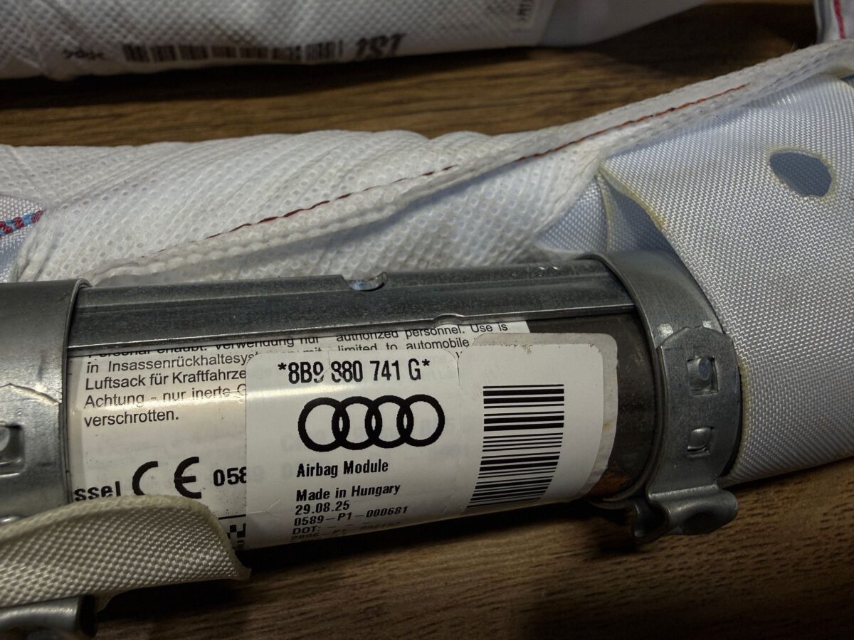 Airbag Stânga Audi A5, S5 2025 A5 8B9880741G