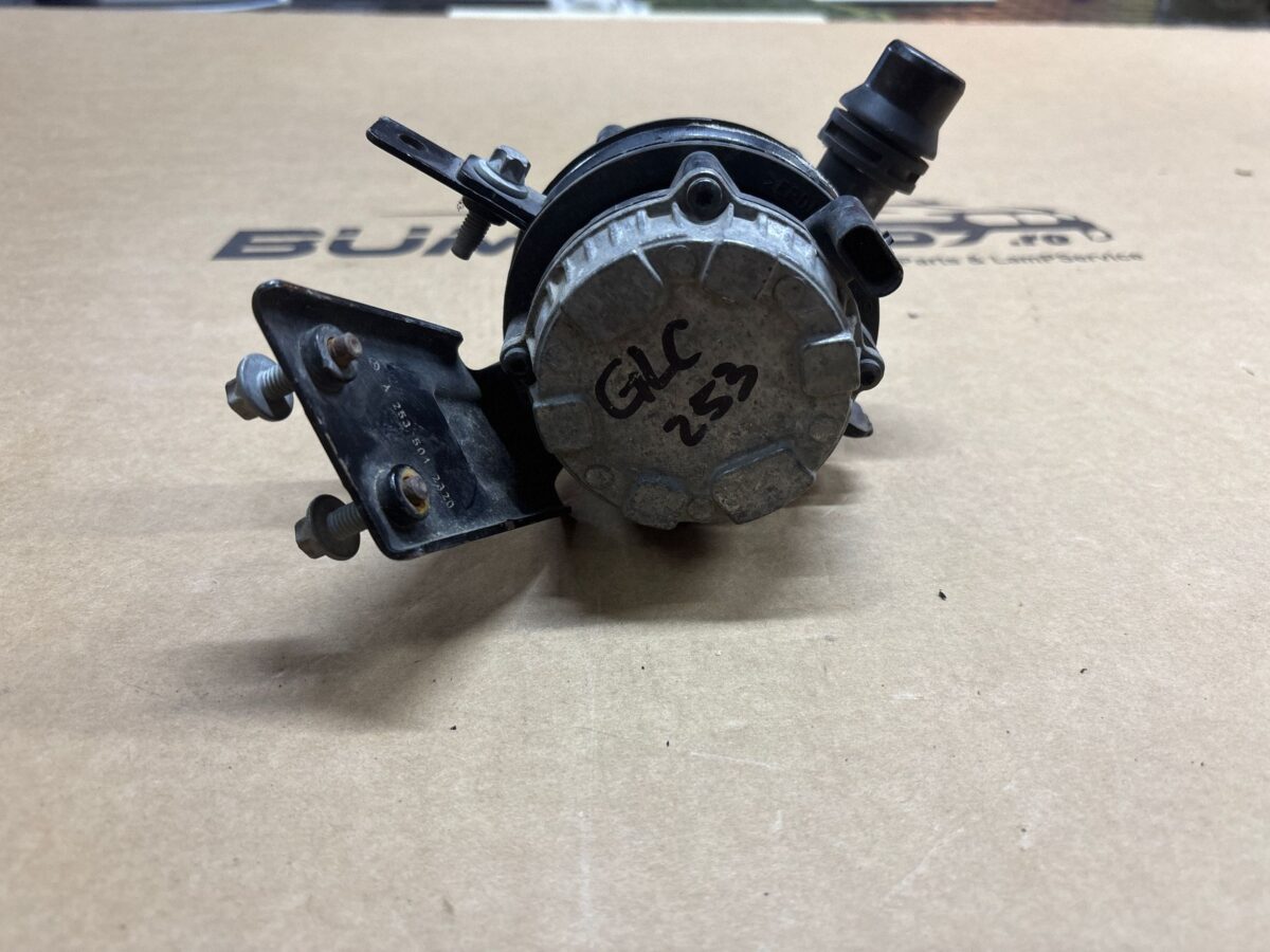 Pompa apa Mercedes GLC X253 C253 2020 A2535010920