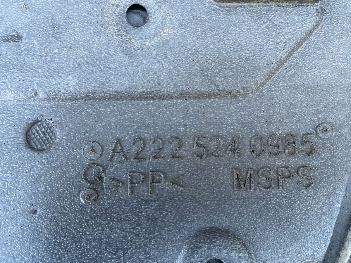Scut motor metalic Mercedes S, AMG S 2015 W222 A2225240985