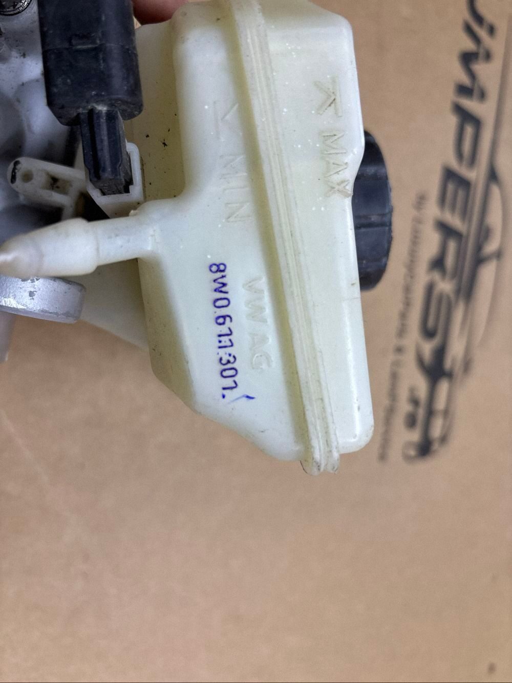 Pompa centrala frana Audi A4, S4 B9 8W 2023 A4 8W0611301