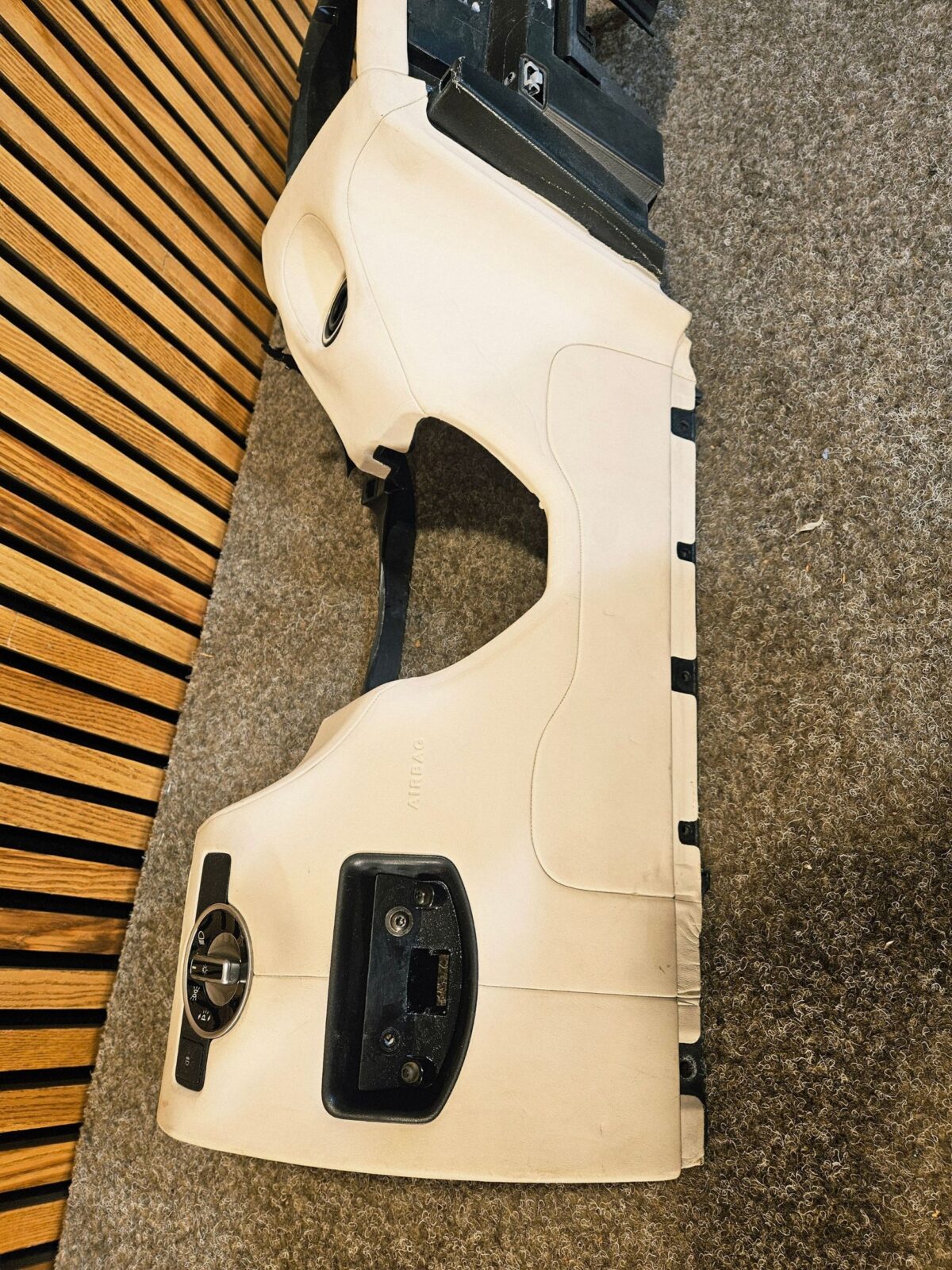 Plansa bord Stânga Mercedes CLS, AMG CLS C218 X218 2016