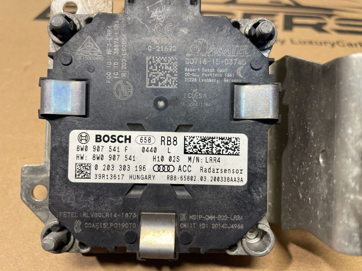 Detector radar Dreapta Audi A4, S4 B9 2018 A4 8W0907541F