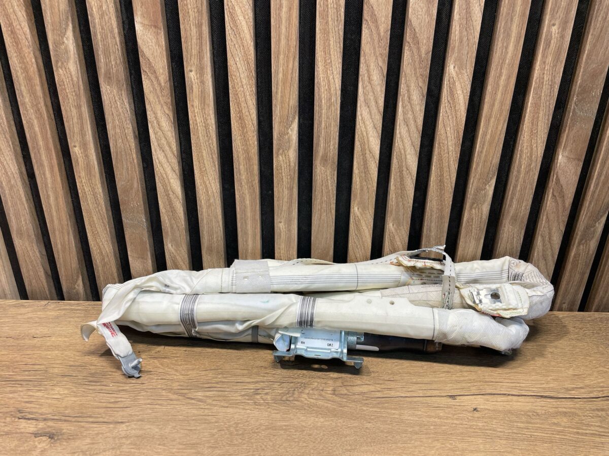 Airbag Dreapta Mercedes ML, AMG ML 2014 W166 A1668600602