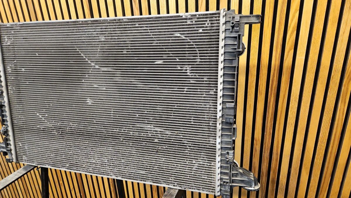 Radiator apa Audi A4, S4 B9 2018 A4 8W0121251K