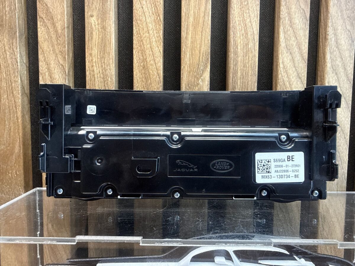 Climatronic Jaguar F-Pace 2023 MX6313D734BE 22080601 ABJ228060252