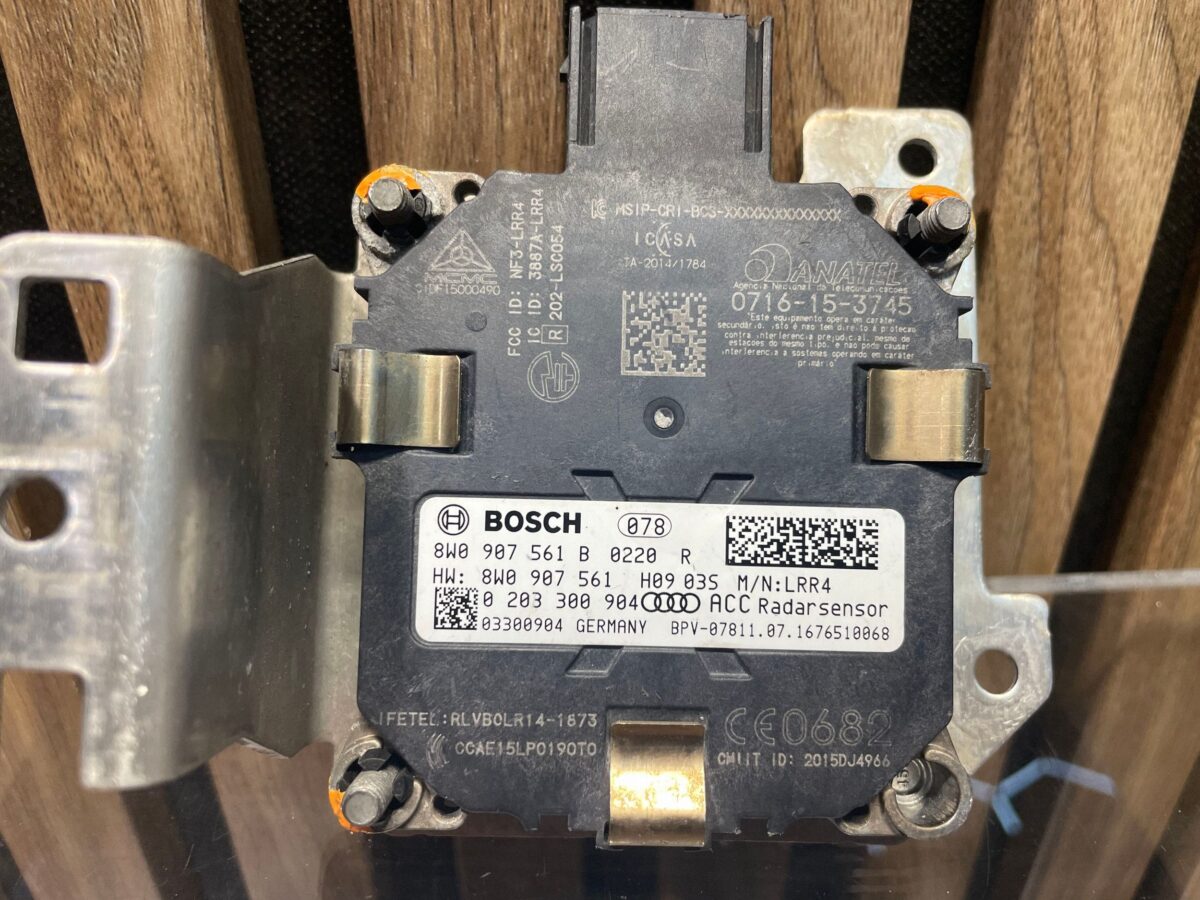 Detector radar Dreapta Audi A5, S5 2018 A5 8W0907561B