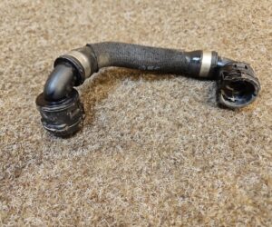 Furtun apa BMW Series 5 G30 G31 G38 2021 8602613