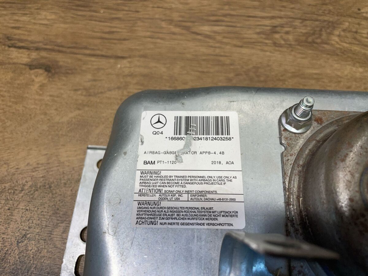 Airbag Dreapta Mercedes GLE 2016 6111099