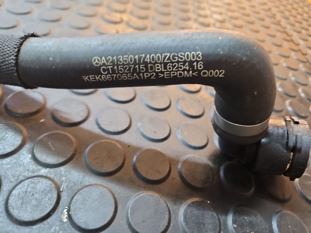 Furtun apa Mercedes E, AMG E 2021 W213 A2135017400