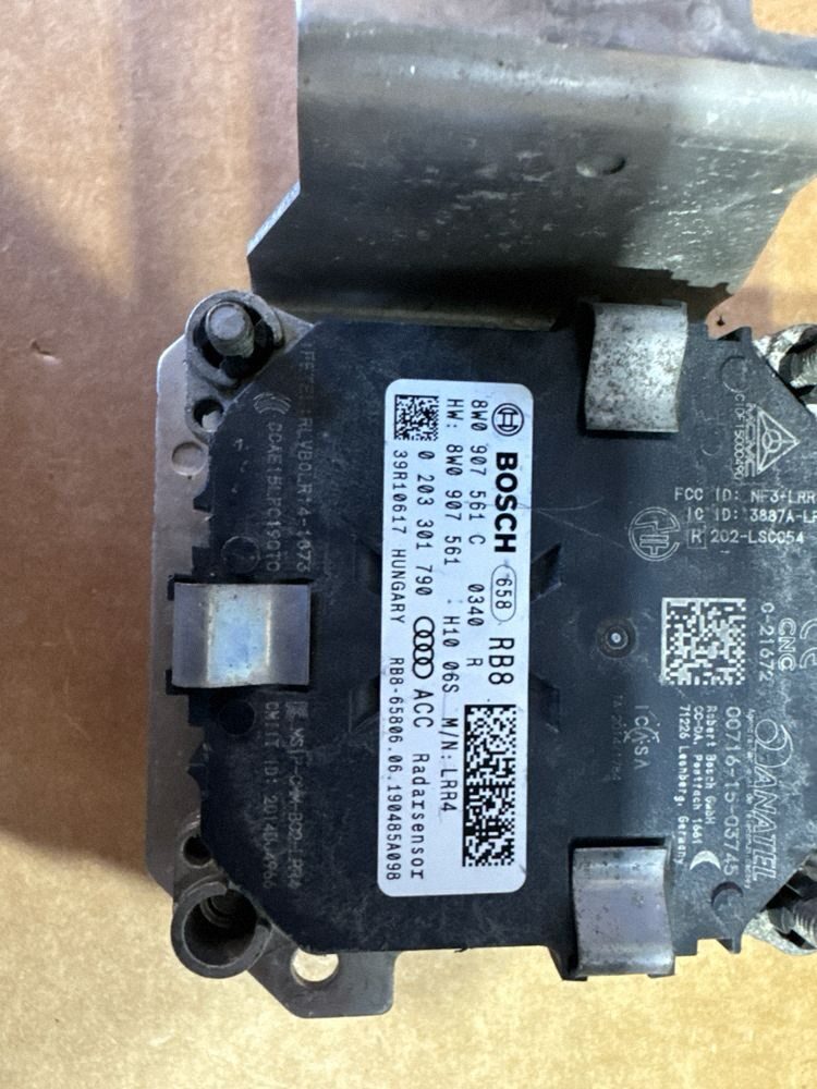 Detector radar Audi A4, S4 B9 8W 2019 A4 8W0907561C