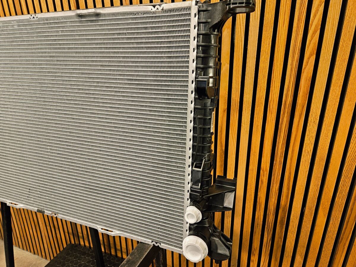 Radiator apa Audi A8, S8 D4 4H 2016 A8 4H0121251C