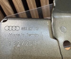 Suporti prindere bara Audi A5, S5 2025 A5 8B3821131