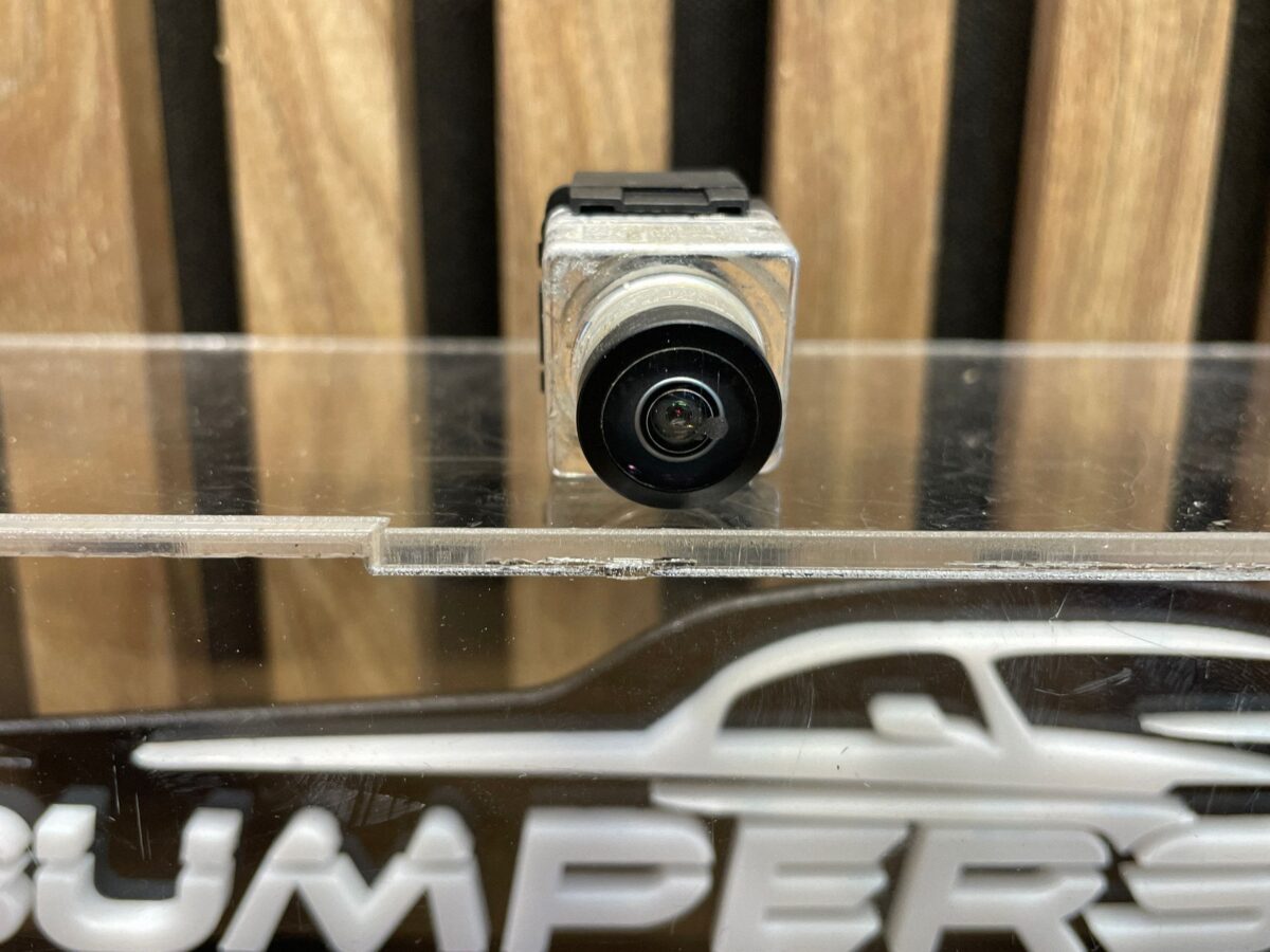 Camera marsarier Spate Porsche Cayenne 2018 4N0980546A