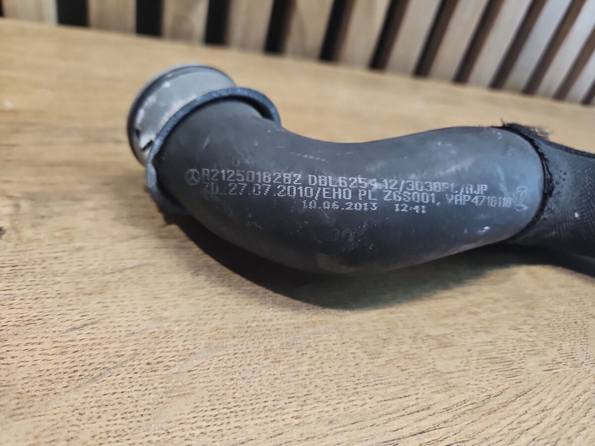 Furtun apa Mercedes E, AMG E 2011 W212 A2125018282