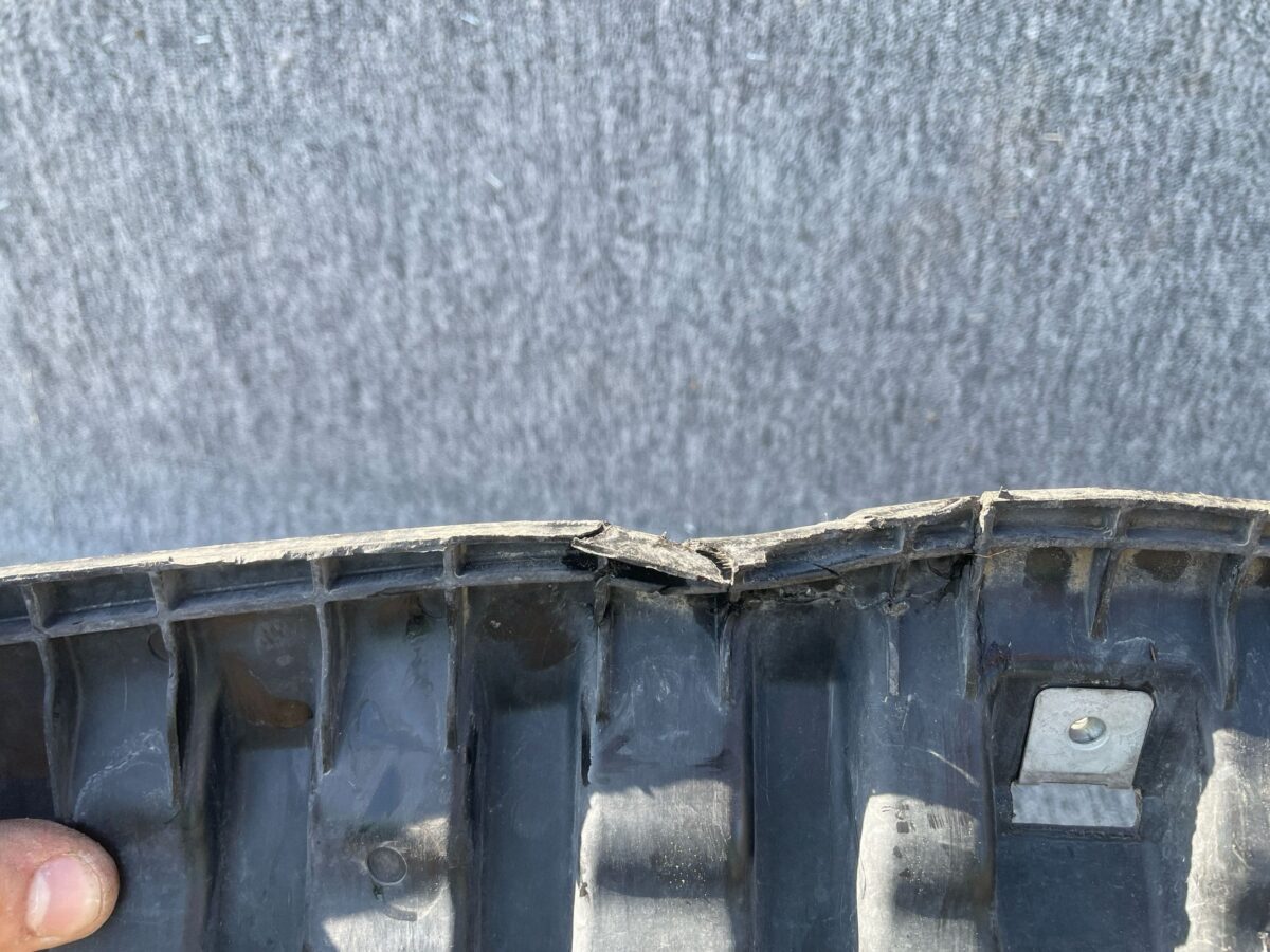 Scut sub bara Mercedes C, AMG C 2018 W205 A2055200500