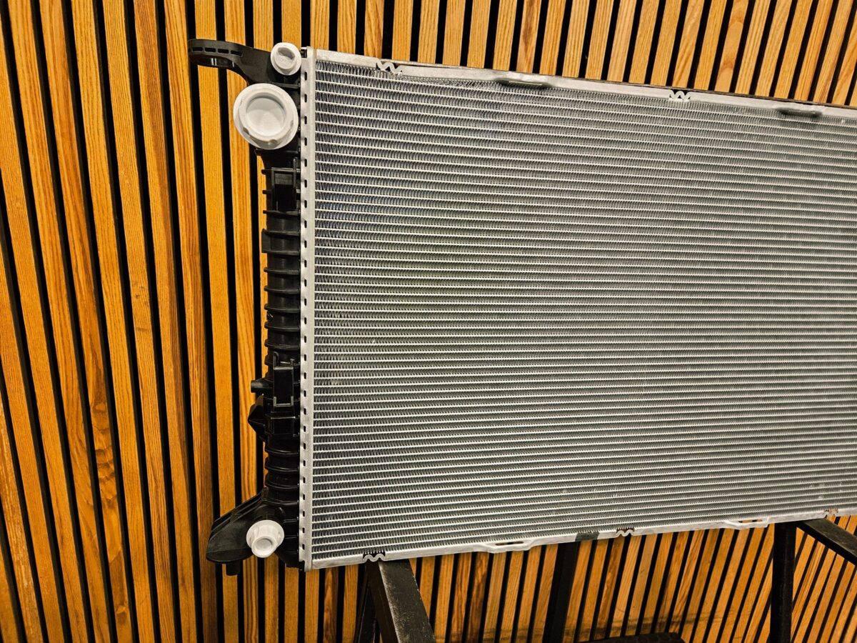 Radiator apa Audi A8, S8 D4 4H 2016 A8 4H0121251C