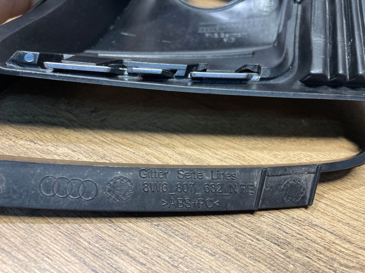 Grila bara Dreapta Audi A5, S5 2018 A5 8W6807682N