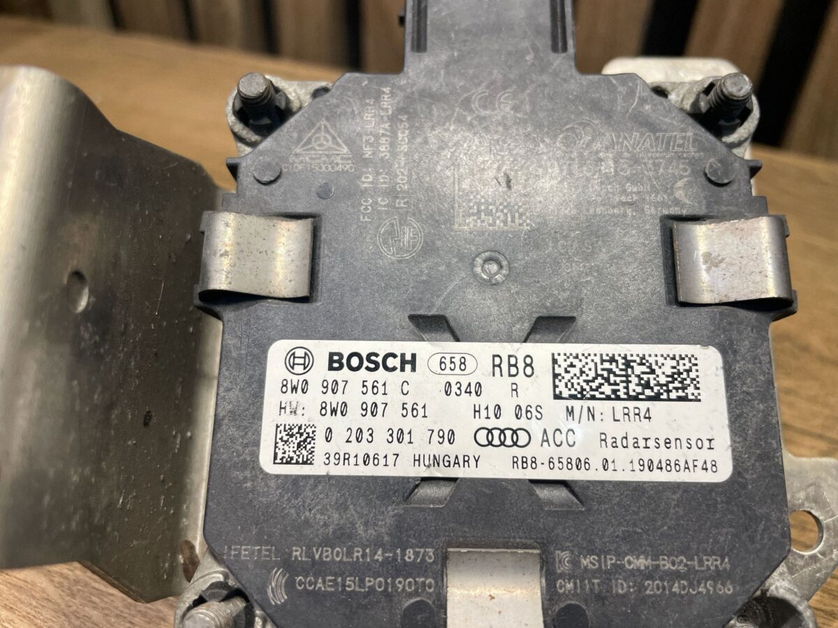 Detector radar Dreapta Audi A5, S5 2018 A5 8W0907561C
