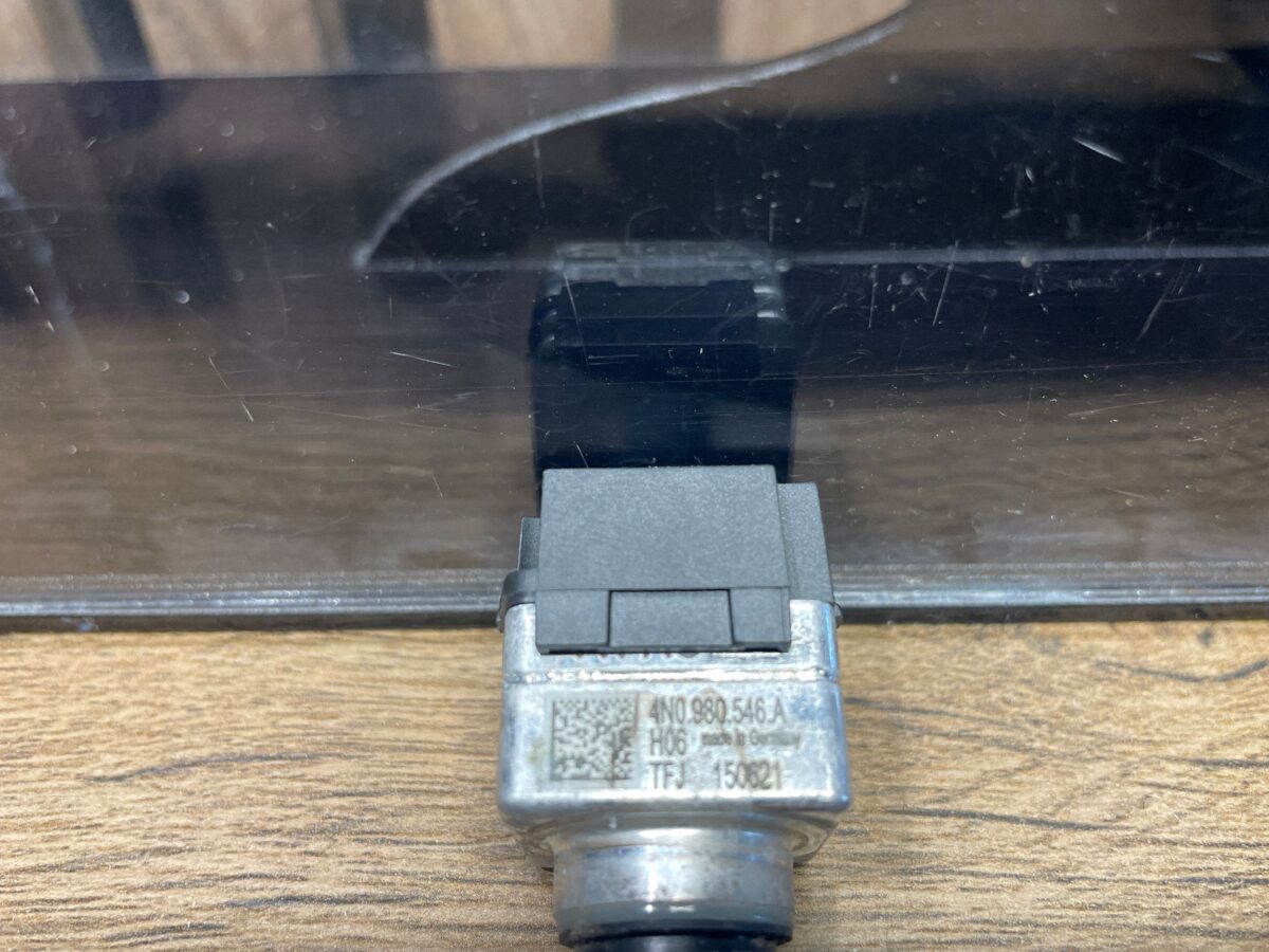 Camera marsarier Spate Porsche Cayenne 2018 4N0980546A
