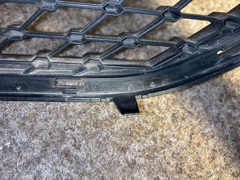 Grila Mercedes GLE W167 2019 A1678888900 A1678886900